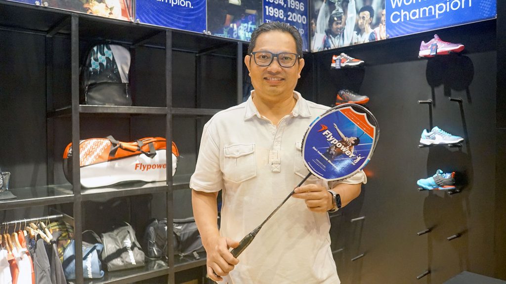 HARIYANTO ARBI: DARI “SMASH 100 WATT” KE PENGUSAHA FLYPOWER YANG GO INTERNASIONAL